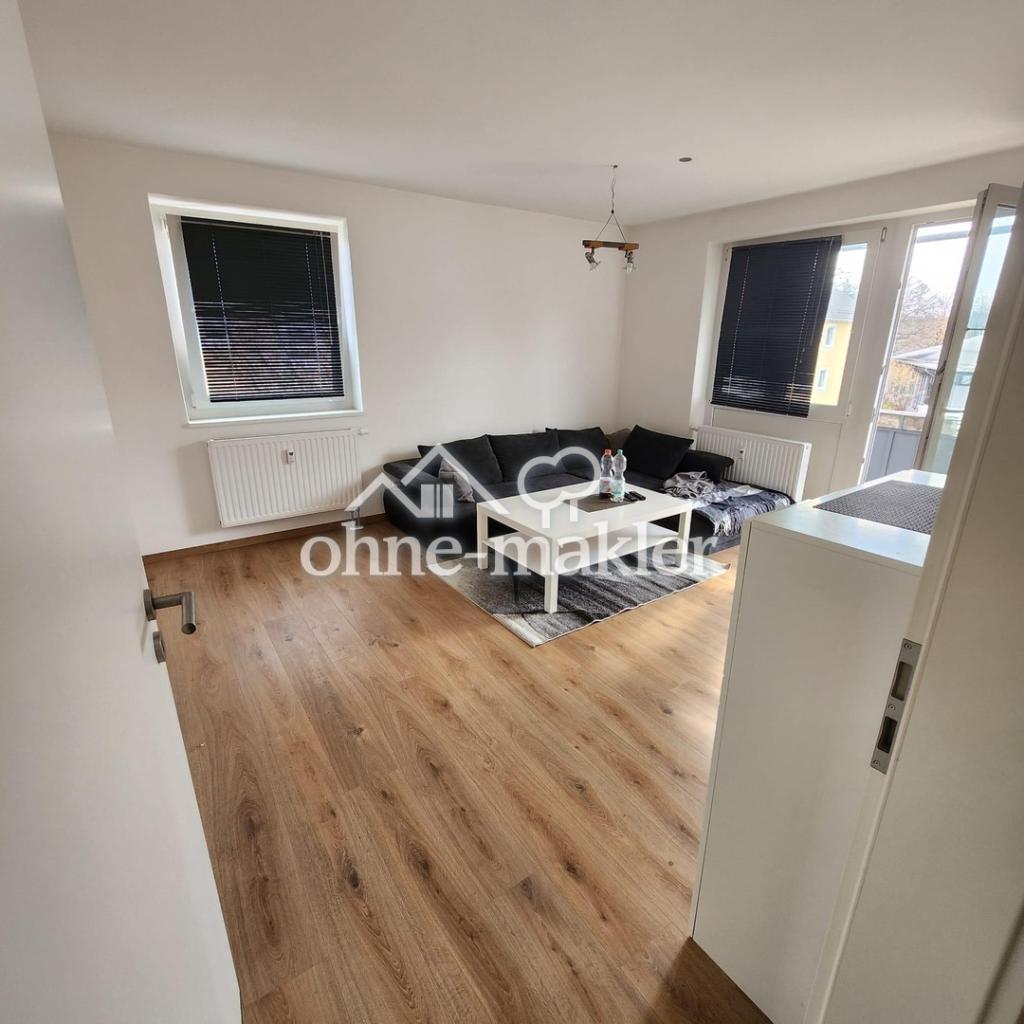 Top Sanierte 3 Zi Wohnung mit Balkon in ruhigem Zentrunsnahem Wohnviertel - Photo 1