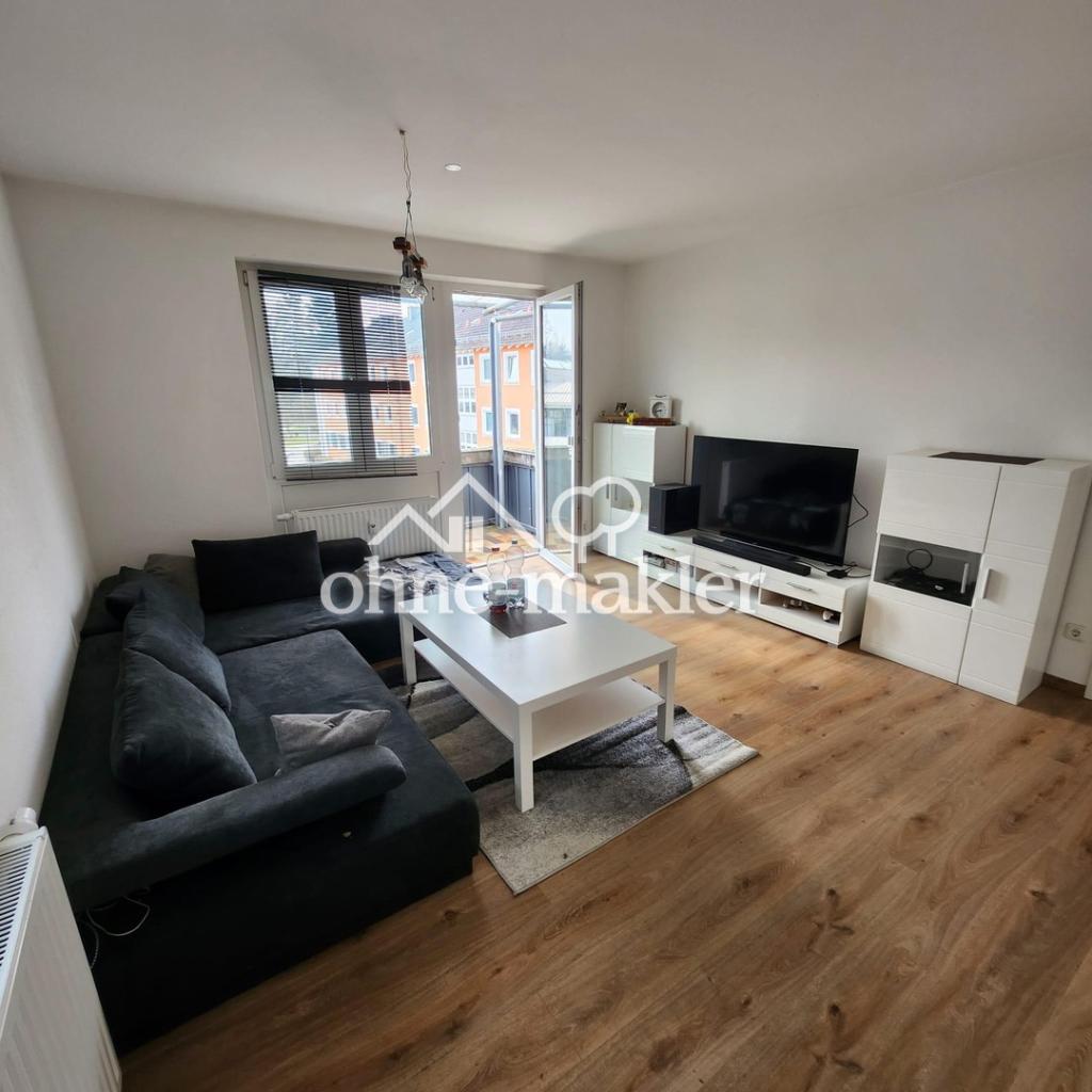 Top Sanierte 3 Zi Wohnung mit Balkon in ruhigem Zentrunsnahem Wohnviertel - Photo 2