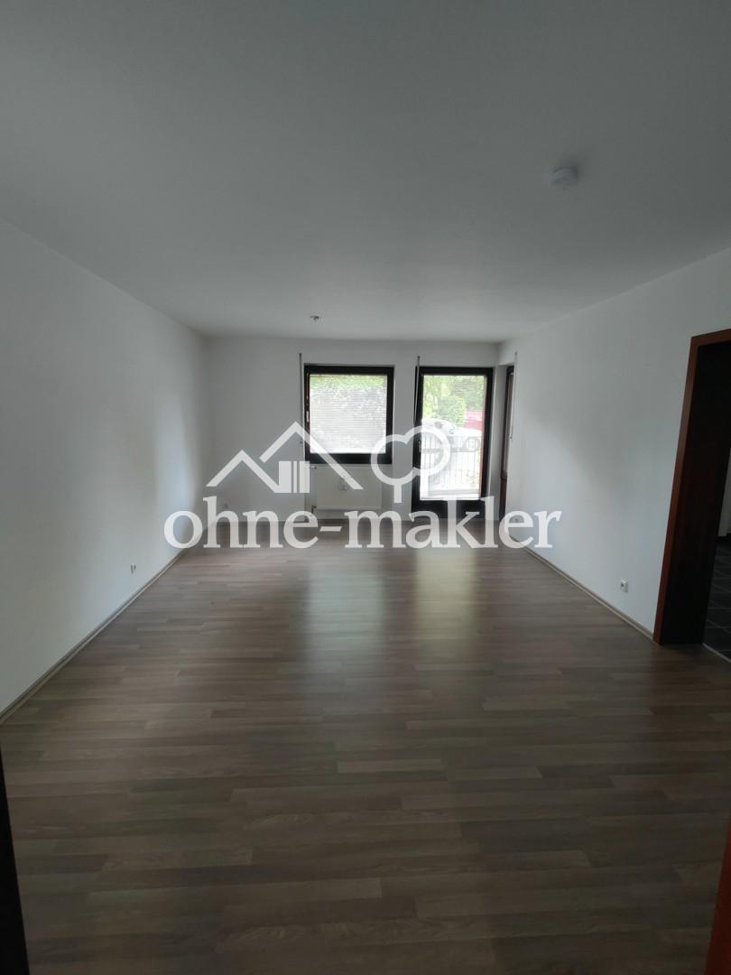 2 Zimmer Wohnung mit Balkon & Stellplatz und EBK - Foto 1