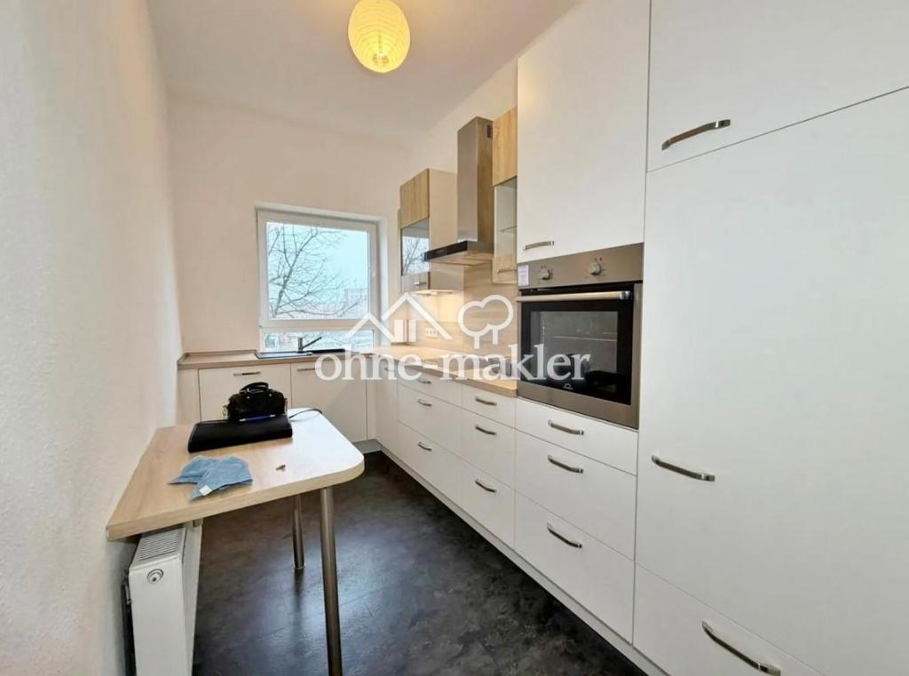 Helle 4-Zimmer-Wohnung mit Balkon in begehrter Lage - Photo 1