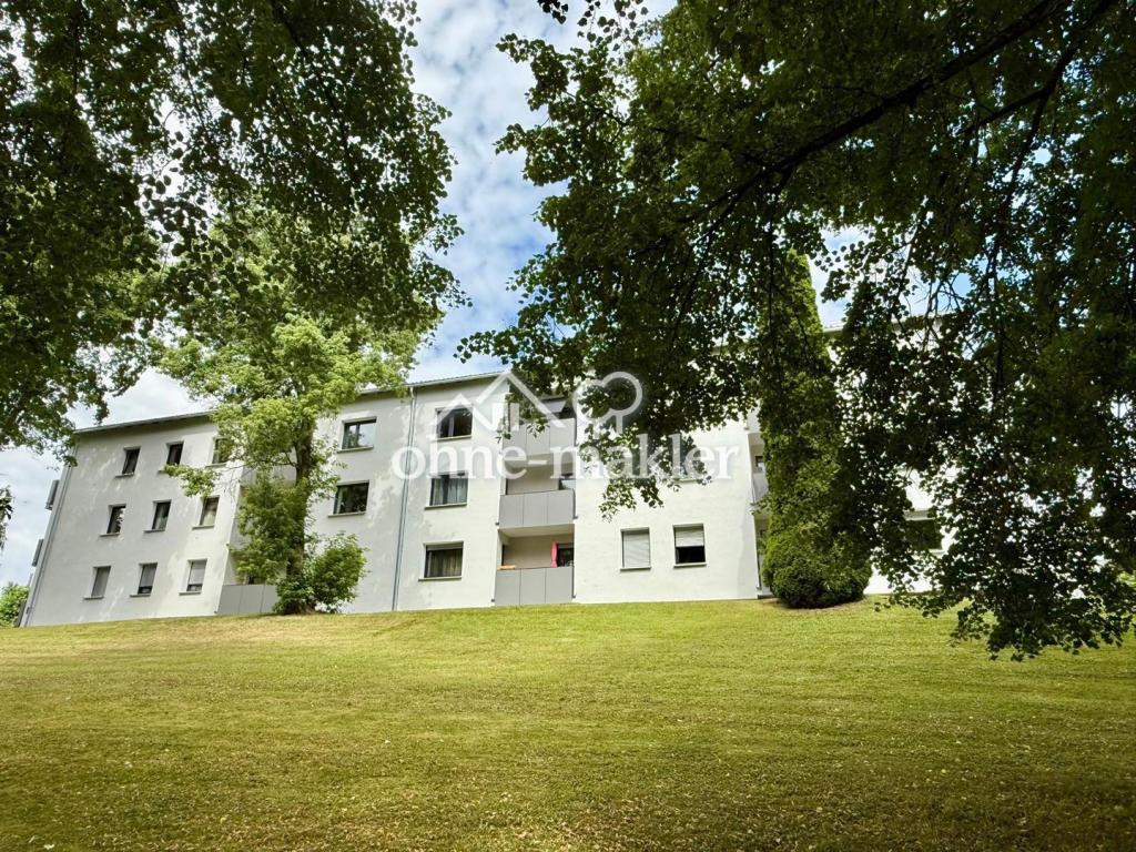 Freiwerdende 4-Zimmerwohnung mit Balkon *energetisch saniert* - Photo 1