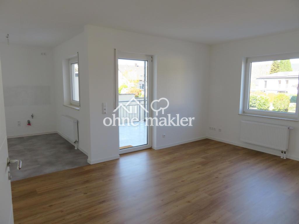 *Erstbezug nach Sanierung* 4 ZKB-Whg. 104 m² mit Terrasse & optionaler EBK - Photo 1