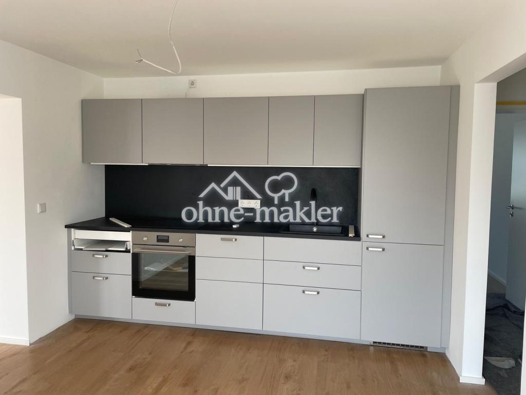 Hochwertig renovierte Wohnung mit 2 Balkonen, Stellplatz & moderner Einbauküche in Rodenbach - Foto 2