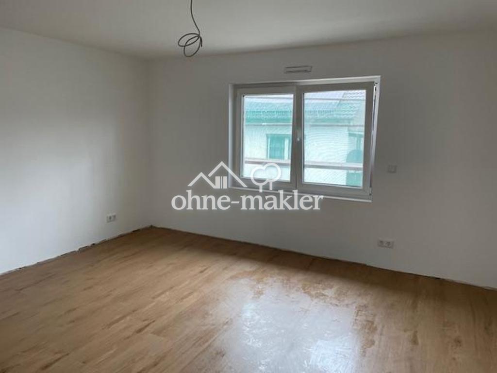Hochwertig renovierte Wohnung mit 2 Balkonen, Stellplatz & moderner Einbauküche in Rodenbach - Foto 3