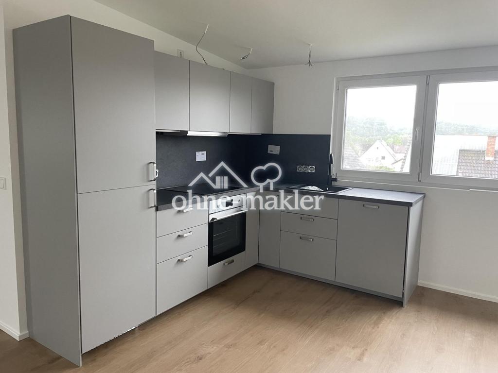 neue 2-Zimmer-Dachgeschosswohnung mit moderner Einbauküche - Foto 2
