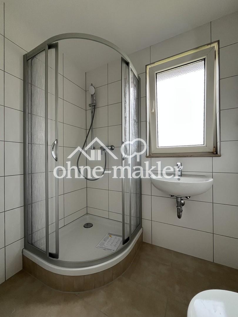 Erstbezug nach Sanierung - kleine 3-RW im EG mit Duschbad - Photo 2