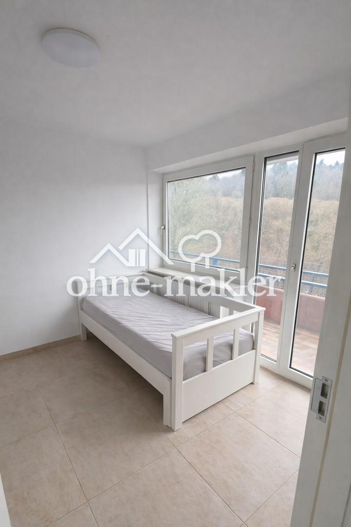 Helle 2-Zimmer-Wohnung mit Balkon & neuer Einbauküche – sofort bezugsfrei - Photo 1