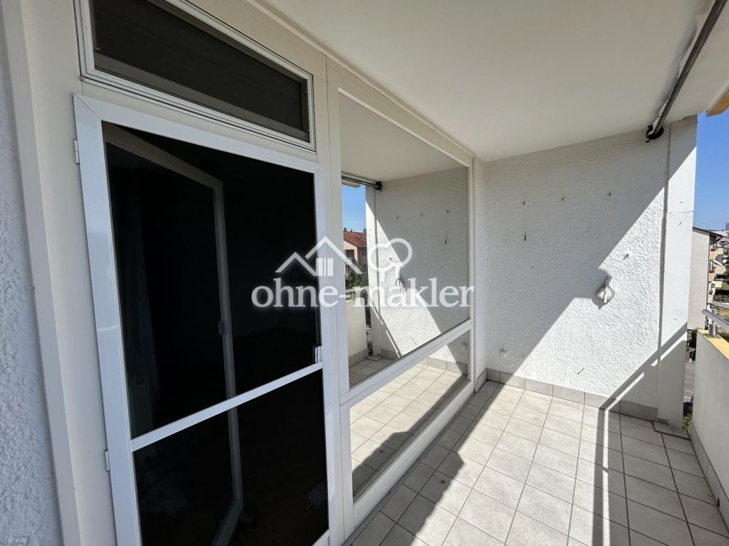 Großzügige 3,5 Zi Wohnung mit Balkon & EBK, frisch renoviert gute Anbindung in Bissingen - Foto 4