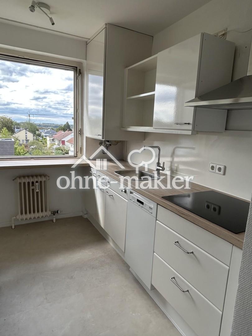 Großzügige 3,5 Zi Wohnung mit Balkon & EBK, gute Anbindung in Bissingen - Foto 2