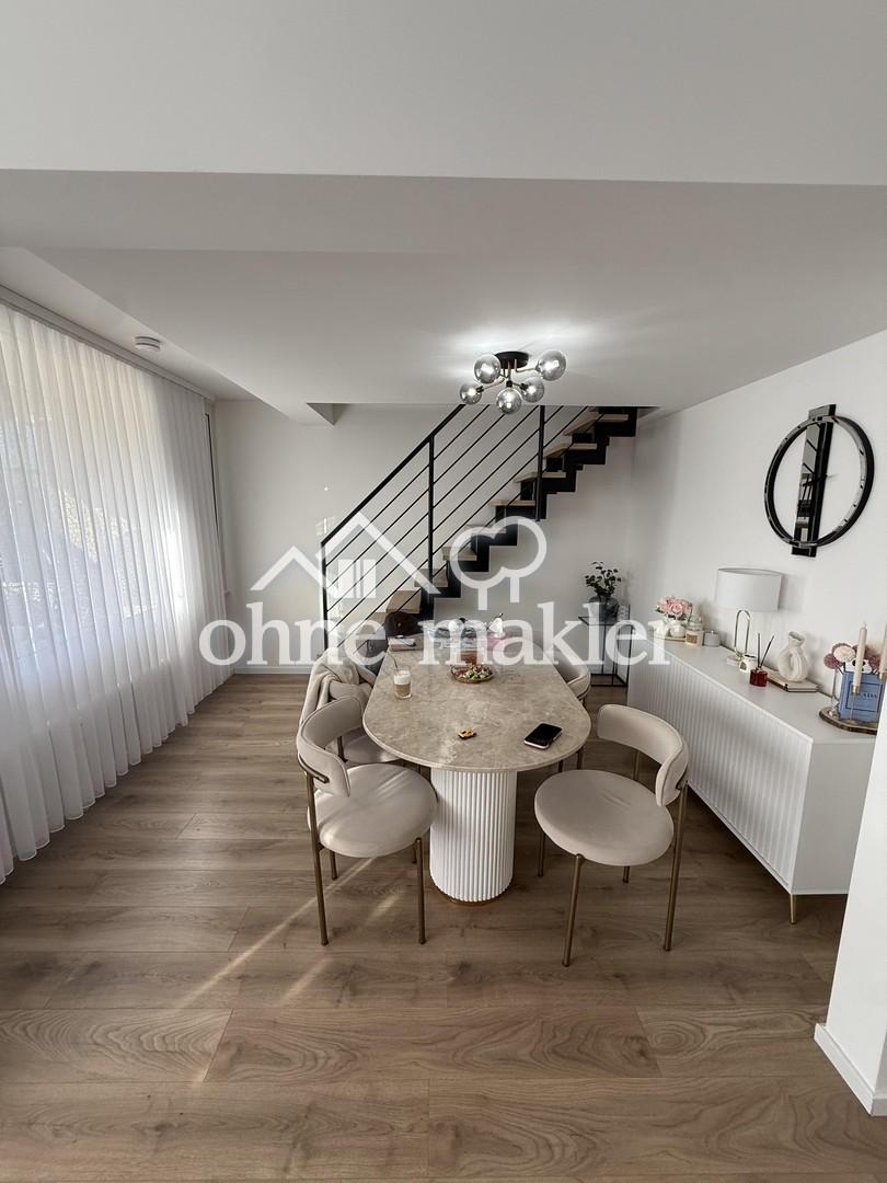 Hochwertig sanierte 5-Zimmer-Maisonette mit 2 Bädern & offenem Wohnbereich in Düsseldorf-Holthausen - Photo 4