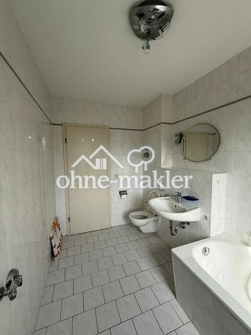 Großzügige 3-Zimmer-Wohnung mit Sonnenterrasse in ruhiger, grüner Lage - Photo 2