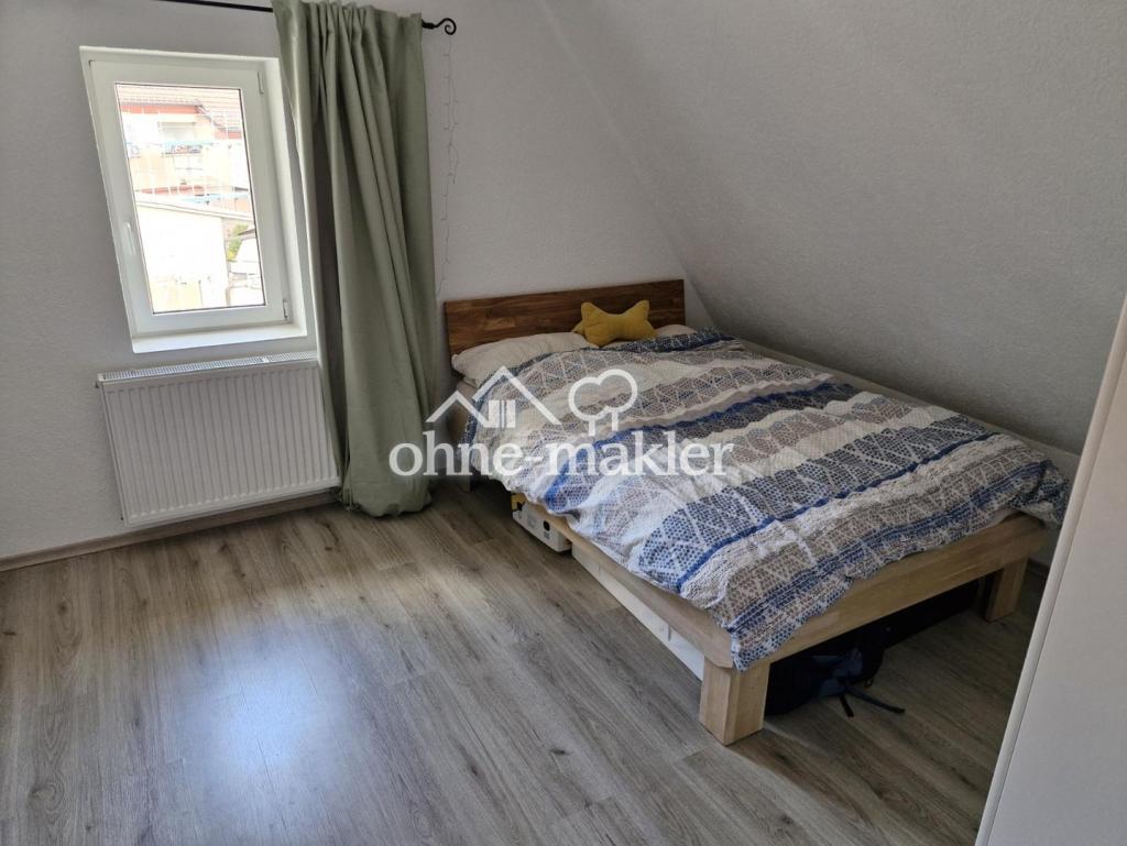 2,5 Zi. DG-Wohnung (auch als WG geeignet) - Foto 2