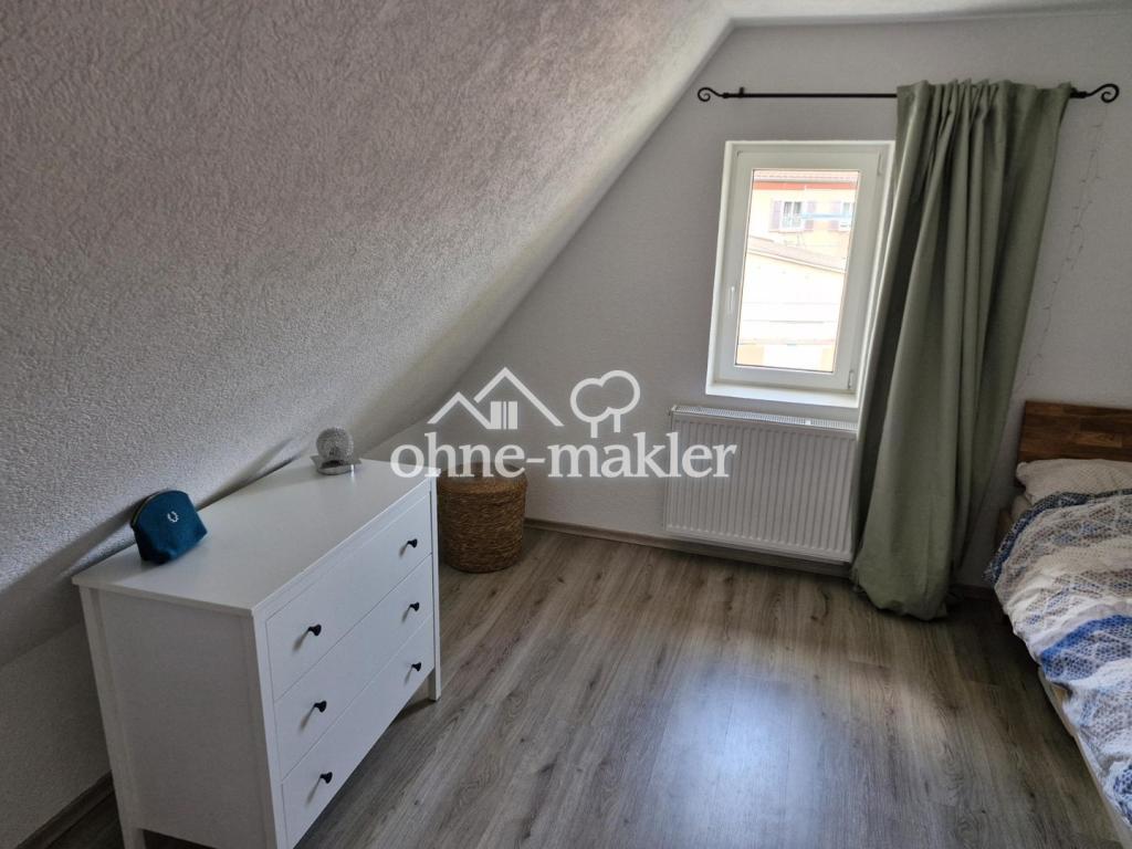 2,5 Zi. DG-Wohnung (auch als WG geeignet) - Foto 4
