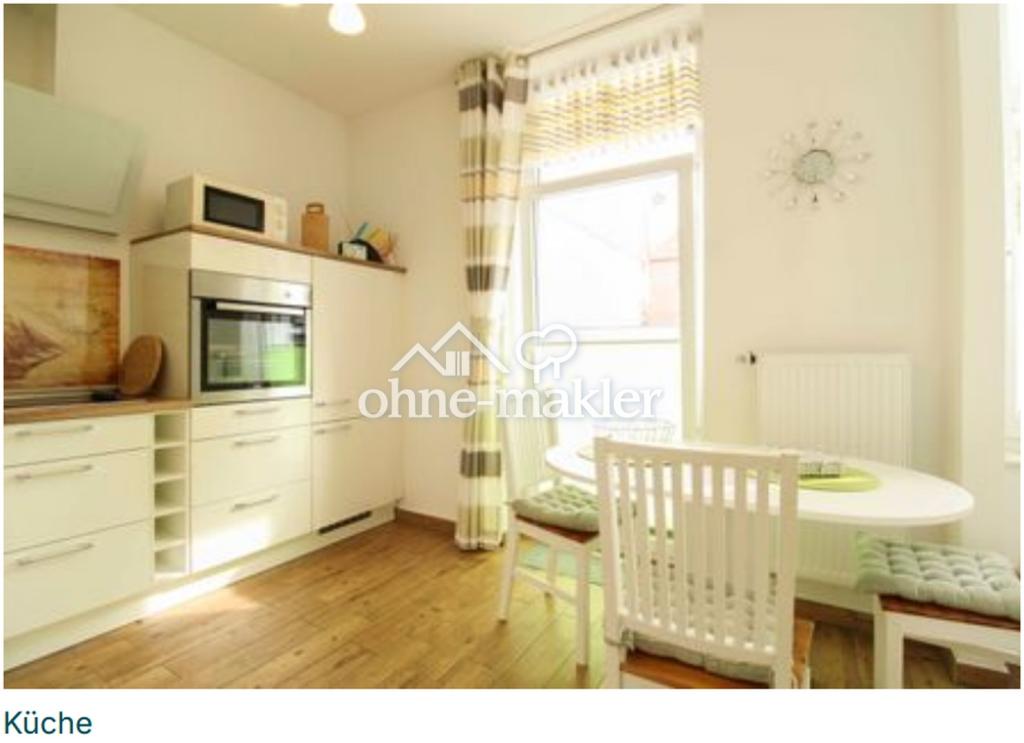 Charmante 3-Zimmer Altbauwohnung mit Balkon und Kamin in zentraler Lage - Photo 4