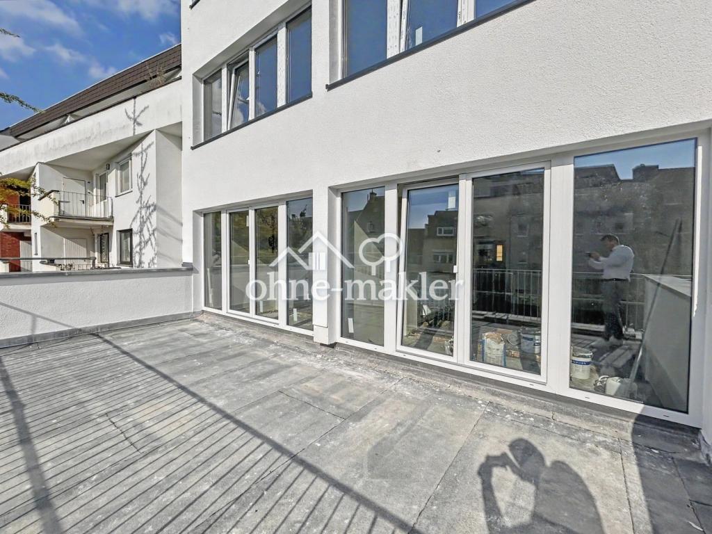 Erstbezug nach Sanierung: Großzügige Terrassenwohnung in gut angebundener Lage von Weidenpesch! - Photo 4