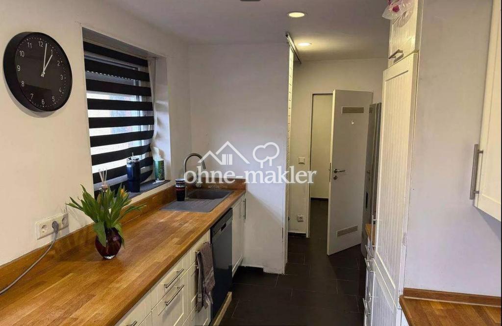 Helle und moderne 4-Zimmer Wohnung mit Balkon, Stellplatz und Küche in Biemenhorst - Photo 4