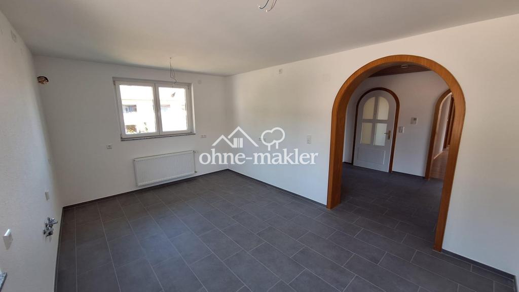 Grosse kernsanierte 3,5 Zimmerwohnung im Dorf am Himmel - Photo 1