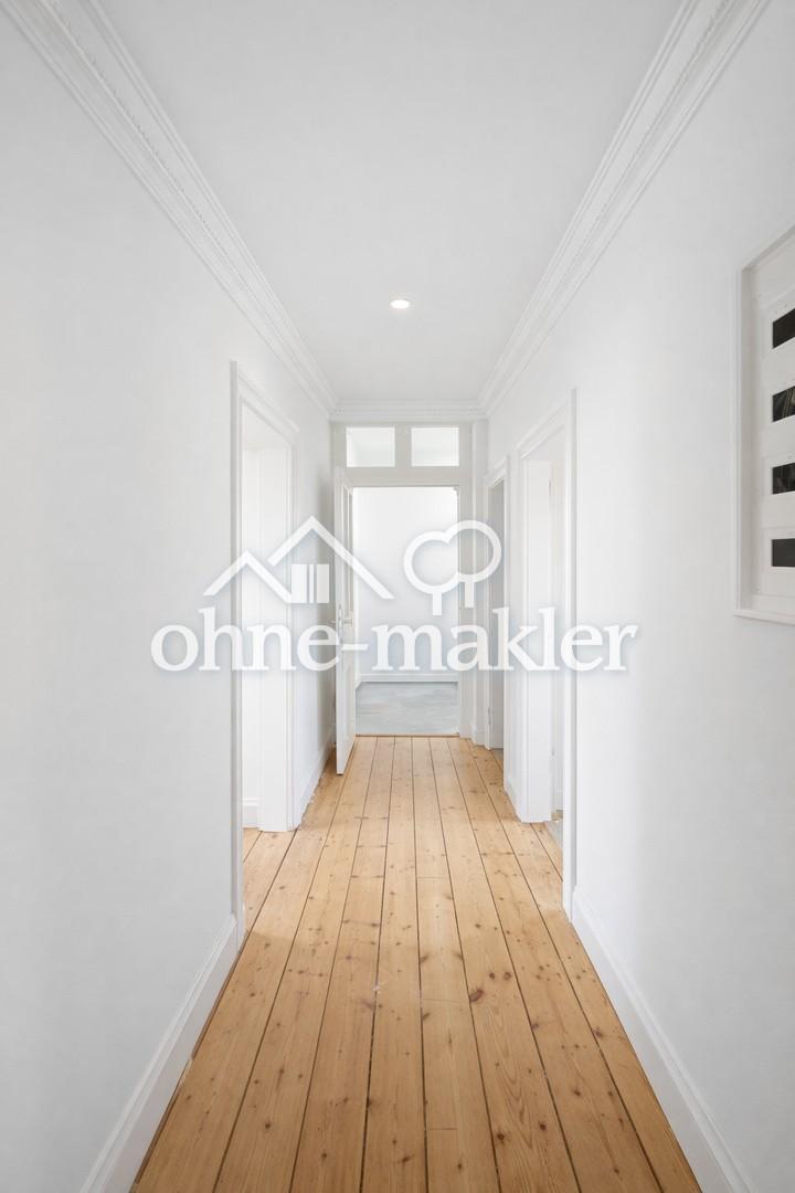 Hochwertig sanierte 4-Zimmer-Altbauwohnung mit EBK und Balkon in Bestlage des Johannesviertels - Photo 2