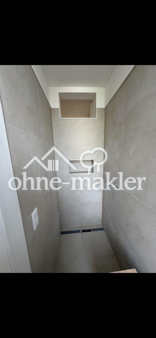 Hochwertig sanierte 4-Zimmer-Altbauwohnung mit EBK und Balkon in Bestlage des Johannesviertels - Photo 2