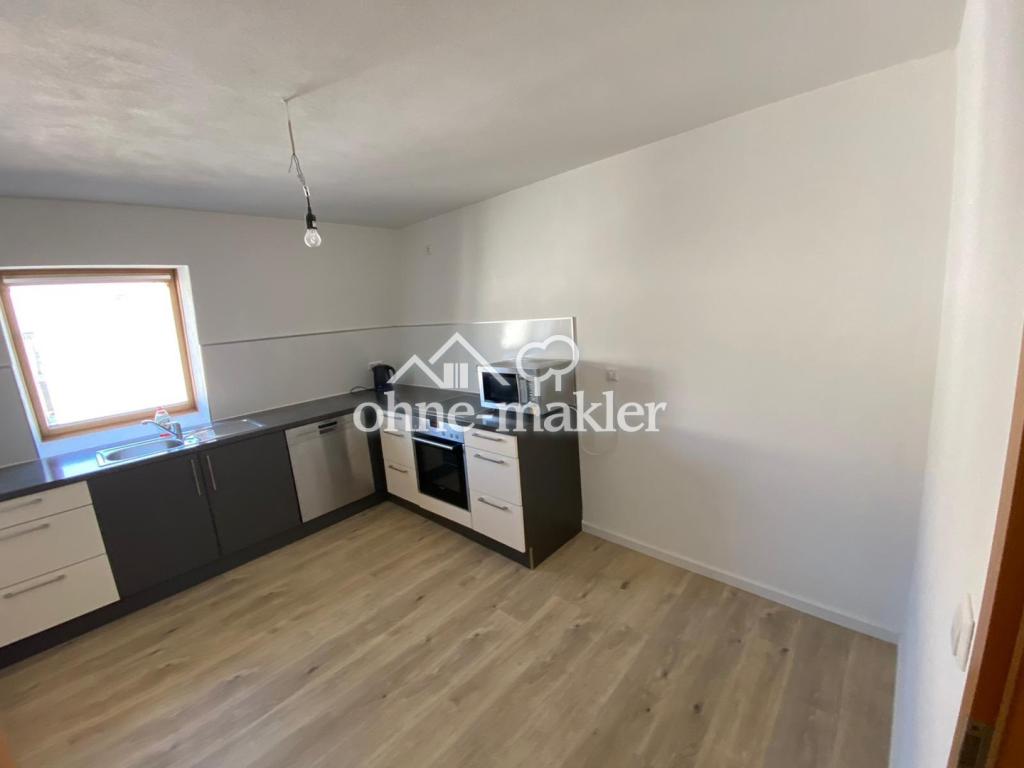 Helle 4-Zimmer Wohnung mit zwei Balkone - Foto 2