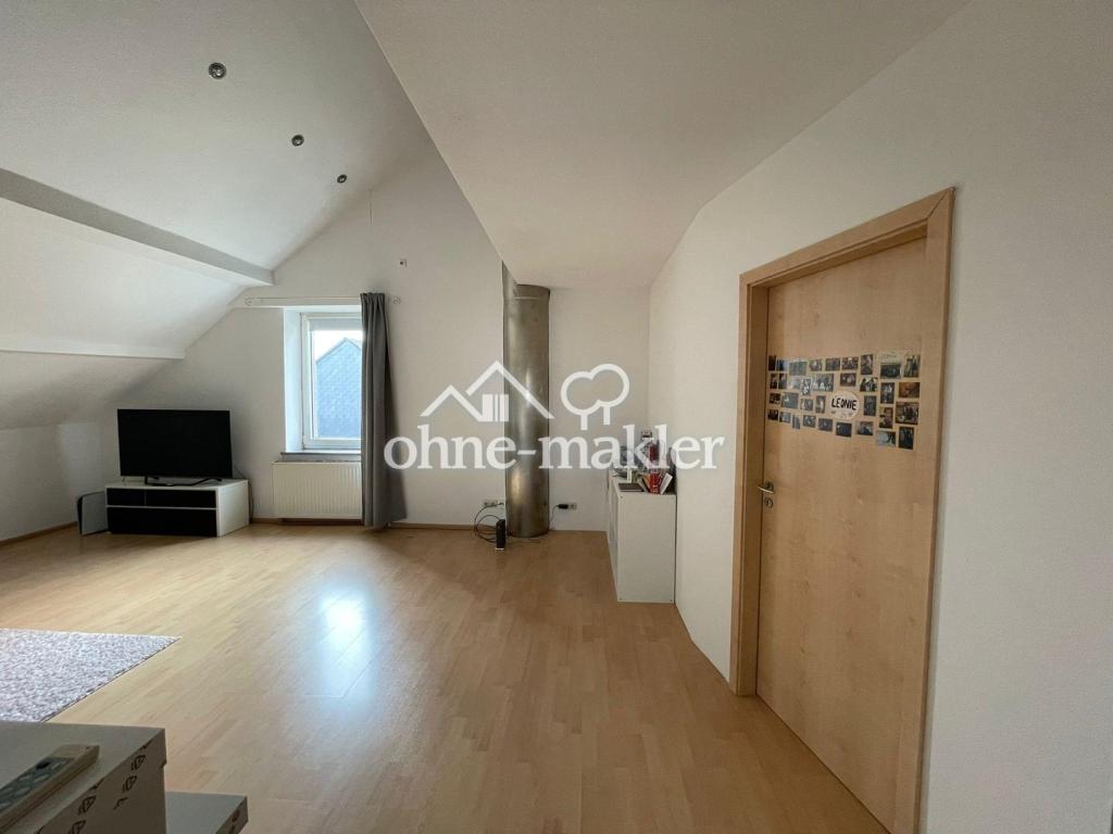 Großzügige 3-Zimmer-Wohnung in verkehrsgünstiger Lage von Bochum-Linden zu vermieten - Photo 2