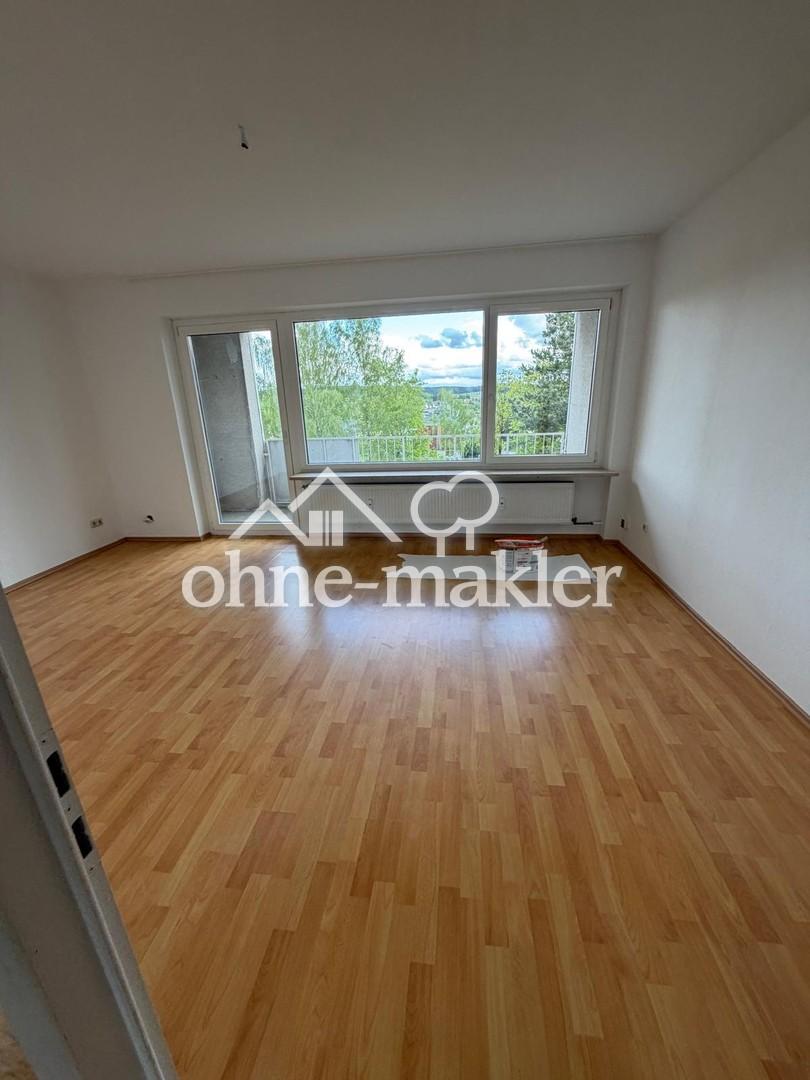 Renovierte Wohnung mit Süd-Balkon - Photo 3