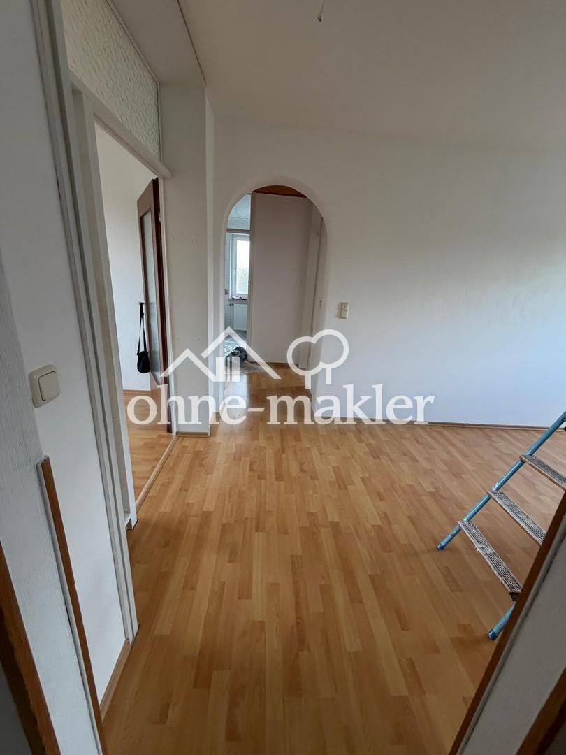 Renovierte Wohnung mit Süd-Balkon - Photo 2