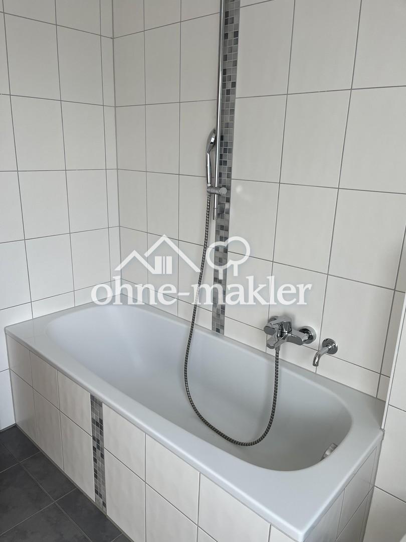 Renovierte Wohnung mit Süd-Balkon - Photo 1