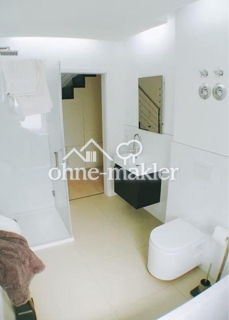 EXKLUSIVE DG-MAISONETTE Wohnung mit EBK & BALKON mit NATURBLICK - Photo 5