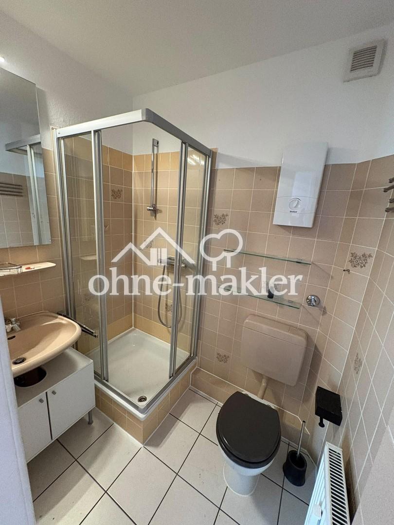 Frisch renovierte 2,5-Zimmer-Altbauwohnung mit Balkon in zentraler Lage von Solingen-Ohligs - Photo 3