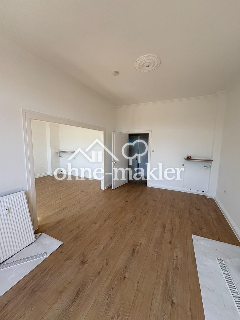 Frisch renovierte 2,5-Zimmer-Altbauwohnung mit Balkon in zentraler Lage von Solingen-Ohligs - Photo 1