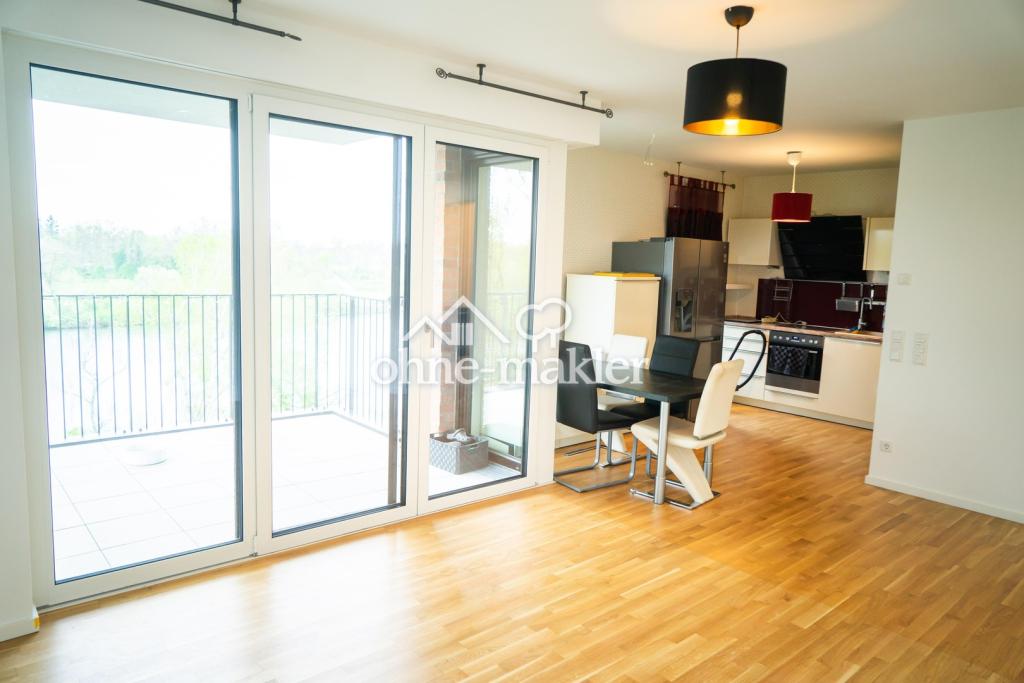 Neuwertige 3-Zimmer-Wohnung im 4. OG mit Balkon in Hattersheim am Main - Photo 2