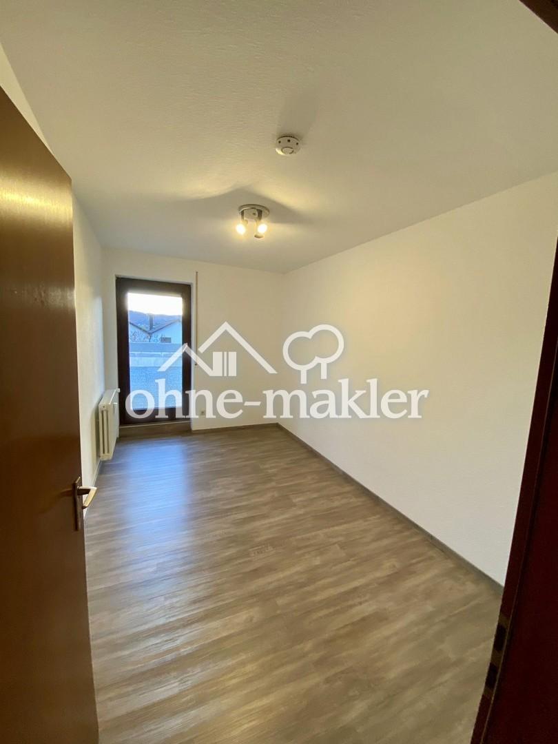 Sonnendurchflutetes Wohnen im Grünen von Albstadt: 4 Zimmer mit großer Terrasse - Foto 5