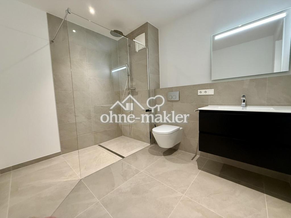 Ideal für Klinikmitarbeiter 2-Zi Wohnung m. Balkon - KFW 40 NH - Foto 3