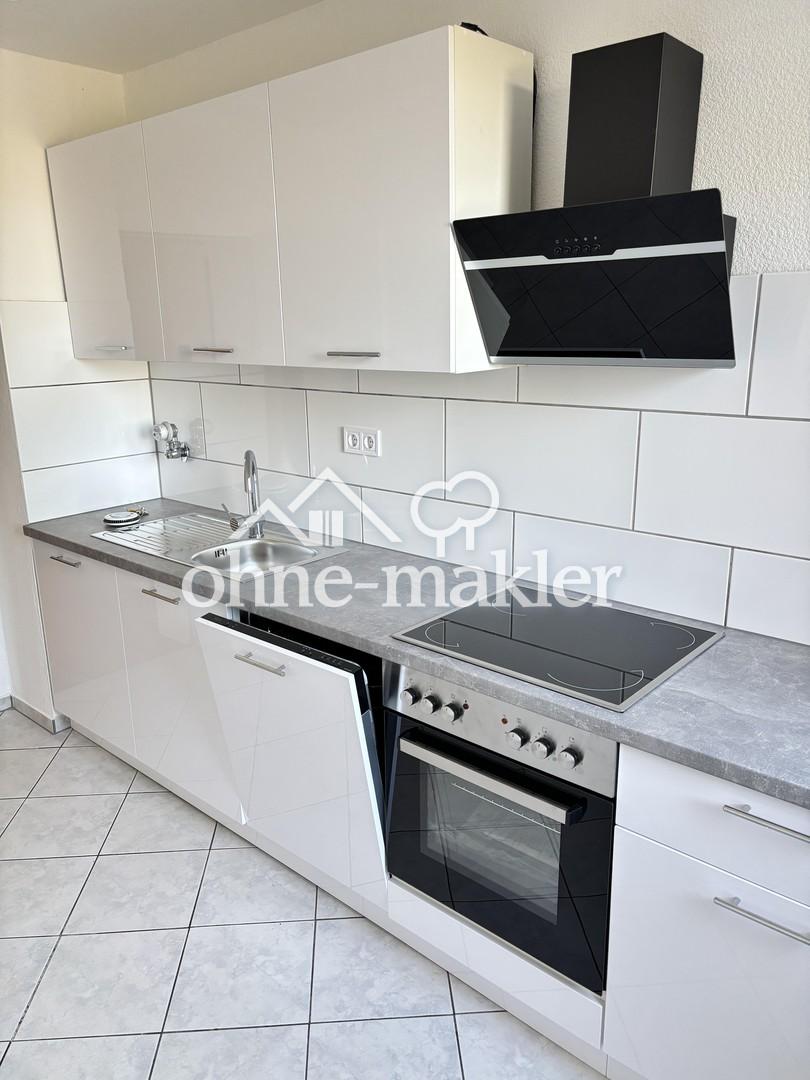 Frisch renovierte 2-Zimmerwohnung mit Balkon & EBK - Photo 3