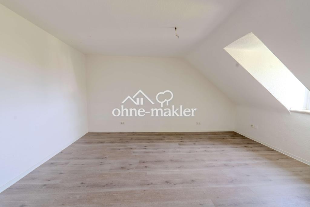 Helle 2-Zimmer-Dachgeschosswohnung mit besonderem Charme - Foto 3