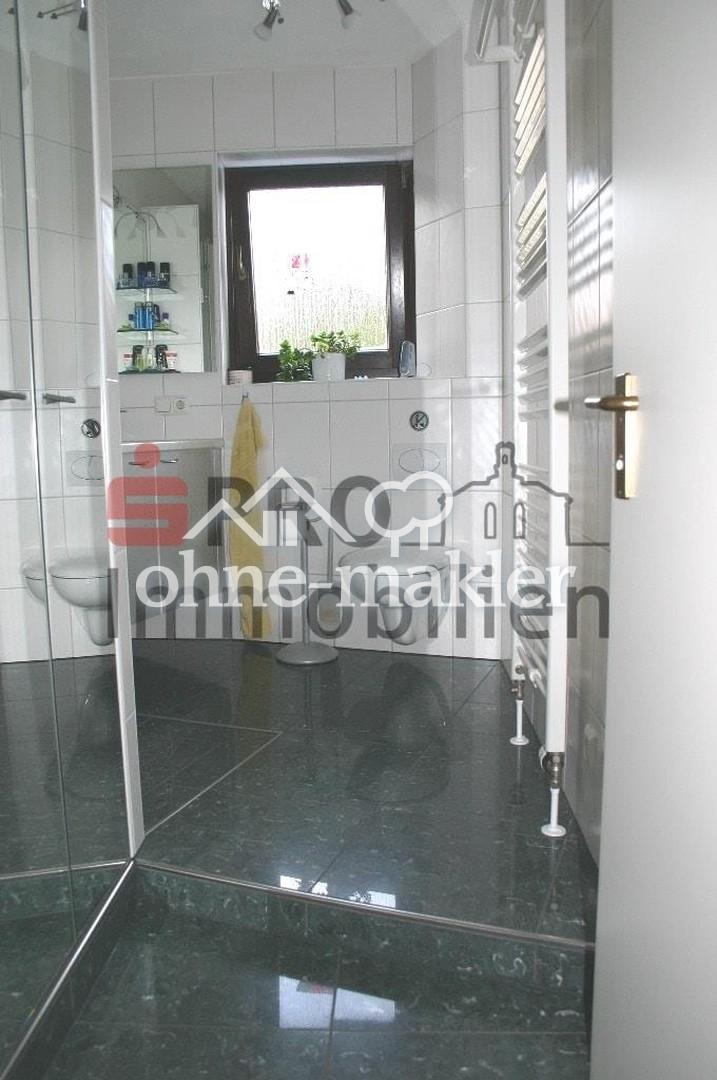 Schöne sanierte 3 Zimmer Kü., Bad, Balkon Whg. in Saarbrücken- Güdingen - Photo 3