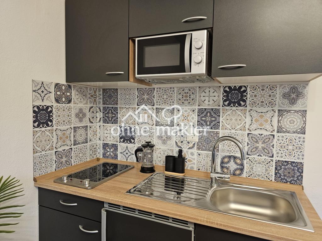 NEU renoviert & voll möbliert - 1-Zi Whg mit Küche - Passau - Photo 1