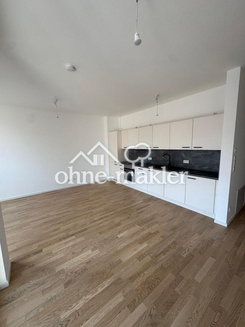 Direkt am Wasser ¬| Neubau + Erstbezug | ~67qm 2 Zi. | Loggia, Fahrstuhl, Einbauküche, Stellplatz - Photo 3