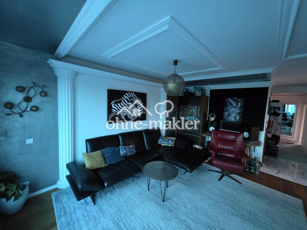 Stilvolles Penthouse mit Skylineblick - Photo 1