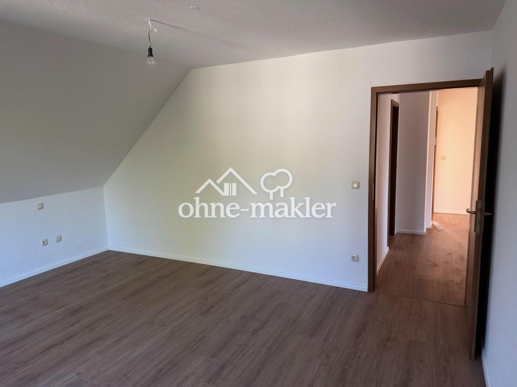Gut geschnittene 3-Zimmerwohnung mit EBK und Balkon - Photo 4