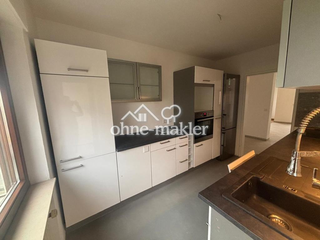 3-Zimmer-Wohnung mit 2 Balkonen, Küche & Stellplatz – Haustiere willkommen - Photo 2