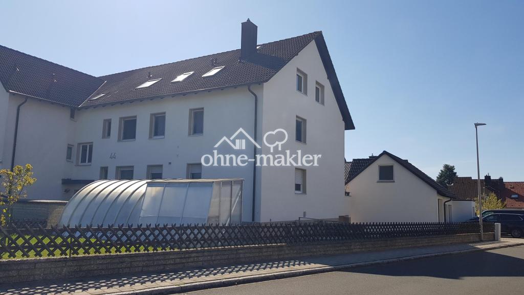 Helle 4-Zi-Whg., ca. 98 m² mit überdachten Balkon und Tageslichtbad - nahe Herzogspark - Photo 2