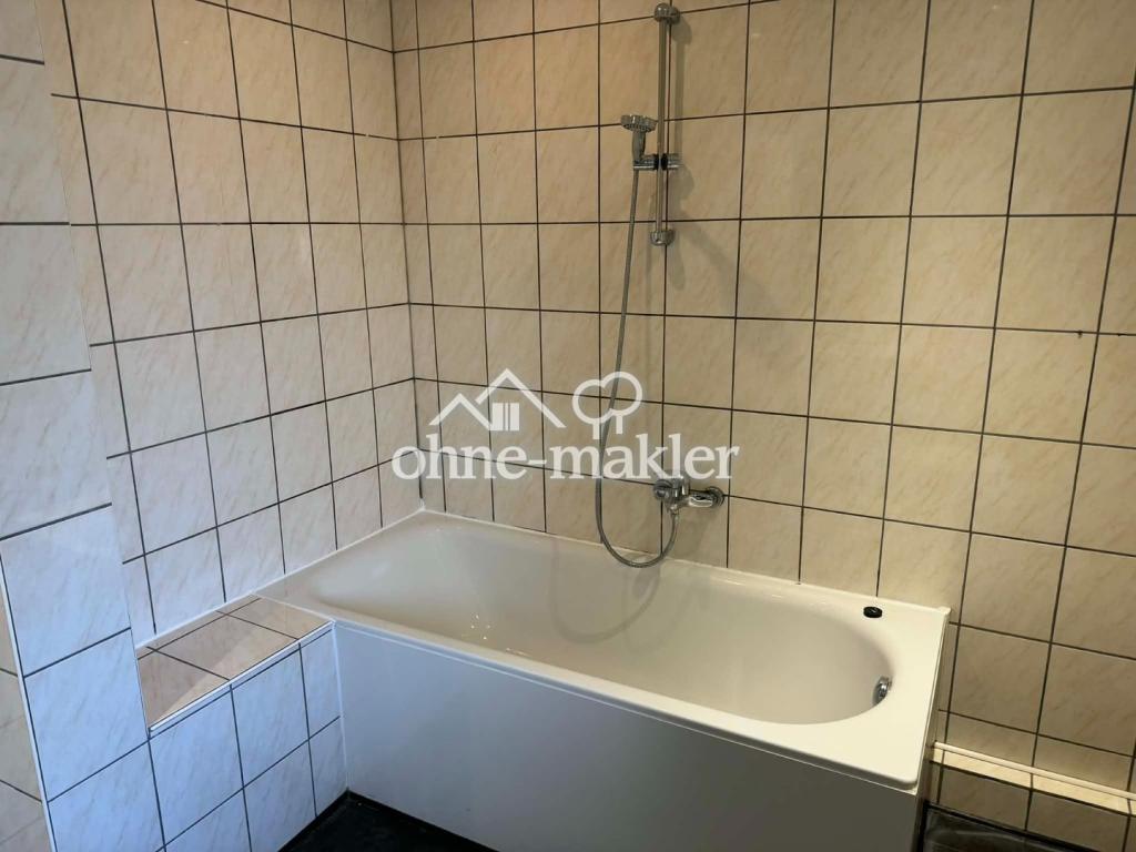 3,5 Zimmer EG Wohnung mit großer Terrasse + Garage + Souterrain - Photo 5