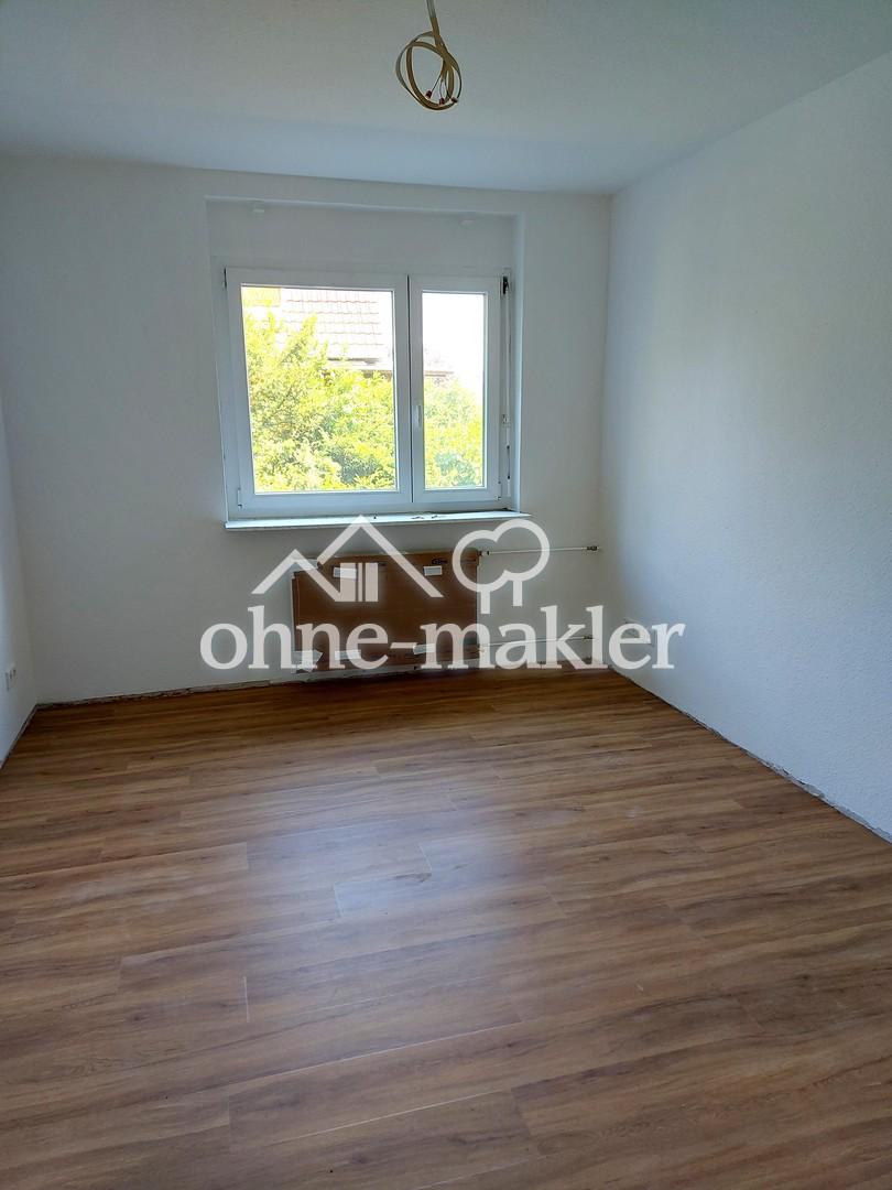 Frisch sanierte 4-Zimmer-Wohnung mit Balkon, neuer Einbauküche & Keller - Foto 5