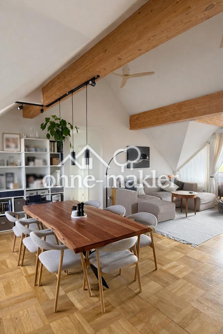 Helle, frisch sanierte 139 qm DG-Wohnung mit Kamin, 2 Balkonen & Stellplätzen - Foto 2