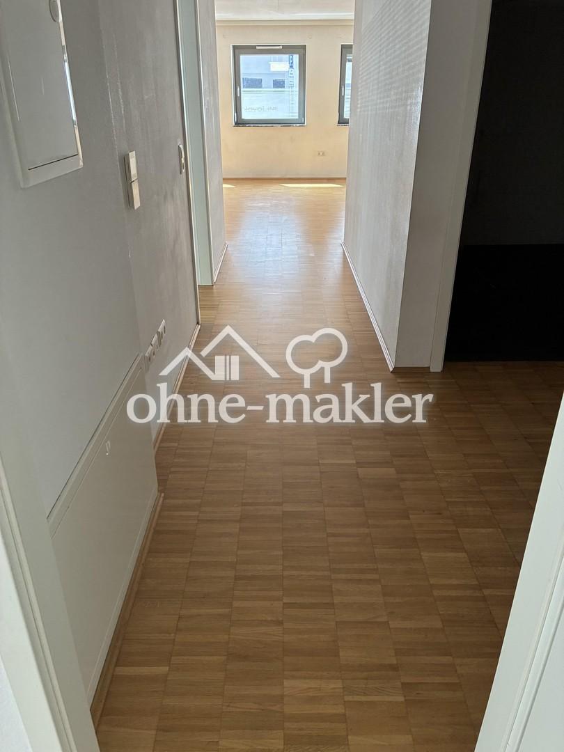 Moderne 3-Zimmerwohnung in zentraler Lage plus TG-Platz und Keller - Photo 5