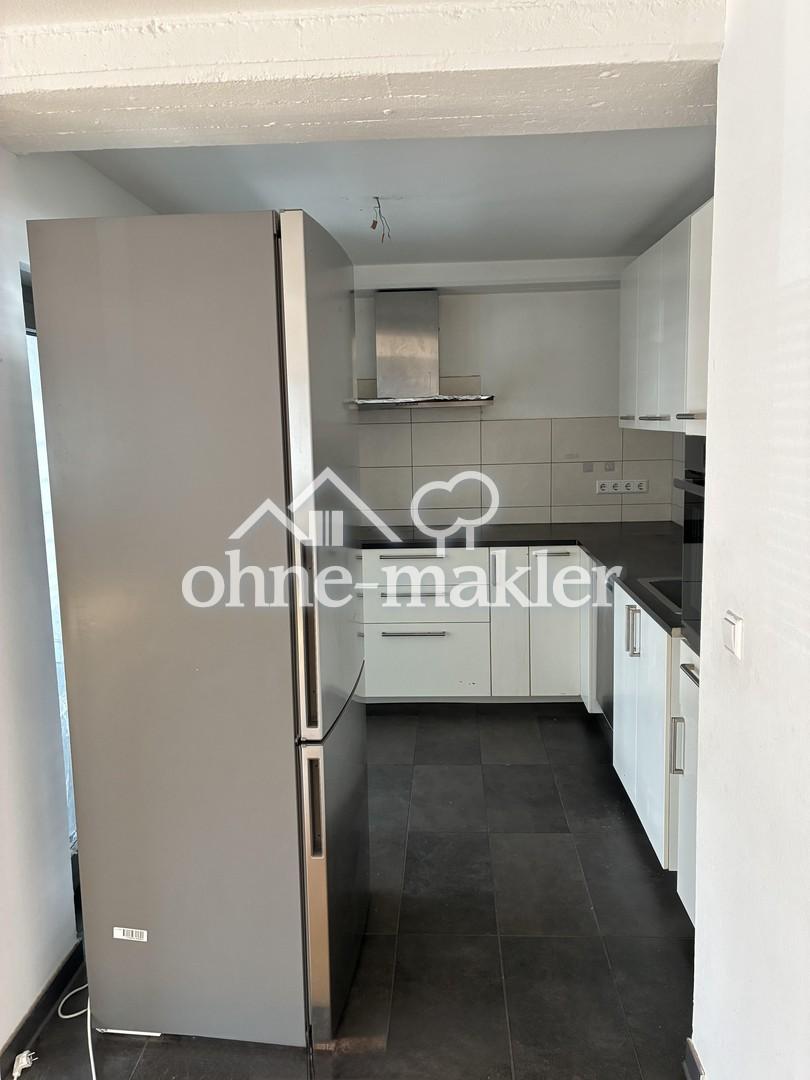 Moderne 3-Zimmerwohnung in zentraler Lage plus TG-Platz und Keller - Photo 1