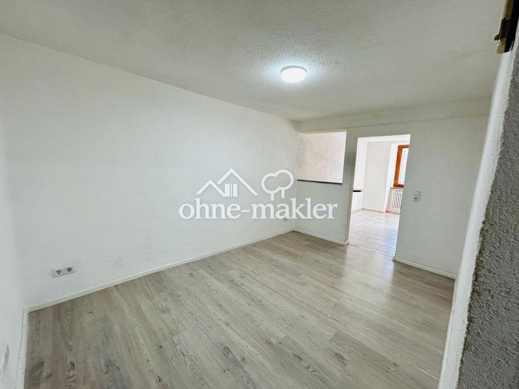Bezahlbare 2-Zimmerwohnung mit EBK & Bad in Schopfheim - Photo 2