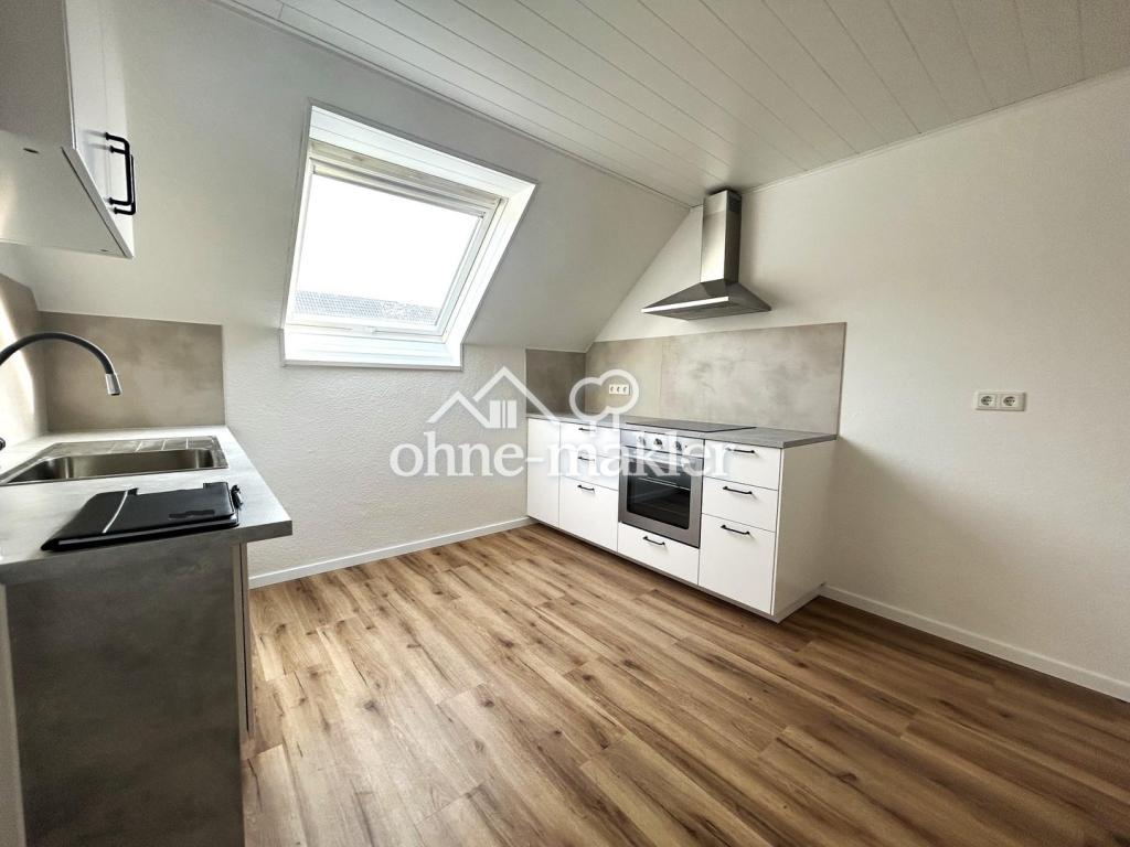 Frisch renovierte 3,5-Zimmer-Wohnung inkl. EBK und kostenfreien 60m² Spitzboden in Wichlinghausen! - Photo 4